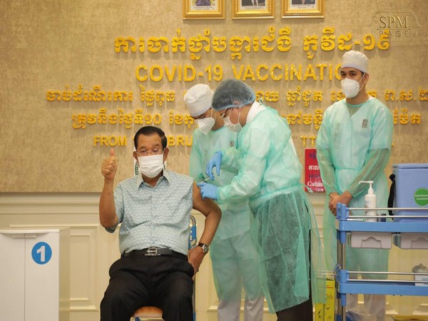 Cambodian Prime Minister Samdech Hun Sen receiving a shot of Made-in-India coronavirus vaccine. (Photo credit: Twitter/India in Cambodia)