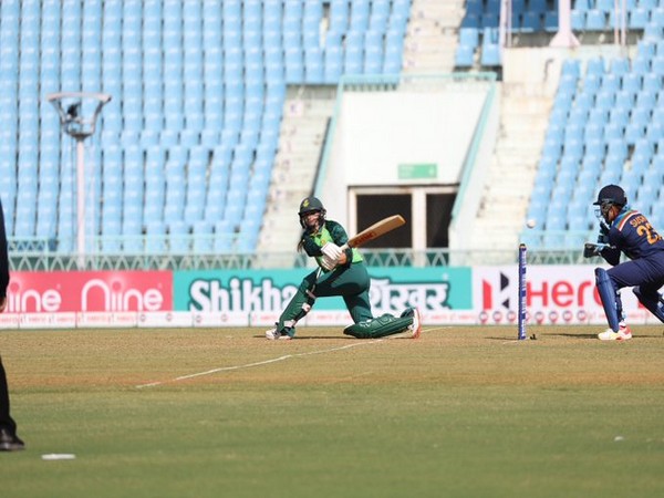 Action from the fifth ODI between India and South Africa (Photo/ ICC Twitter)