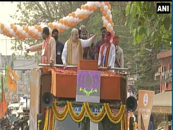 Union Home Minister Amit Shah holding a roadshow in Medinipur, West Bengal. (Photo/ANI)