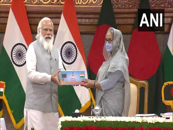 Prime Minister Narendra Modi and Bangladesh Prime Minister Sheikh Hasina
