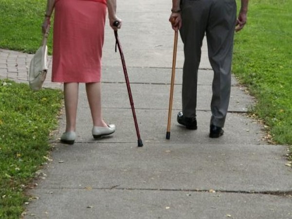 The complete device, which includes a soft shank sleeve and assistive spring, weighs just over one pound.