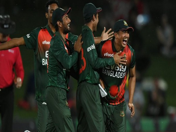 Bangladesh bowled 17.5 overs before rain ended the NZ innings (Photo/ ICC Twitter)