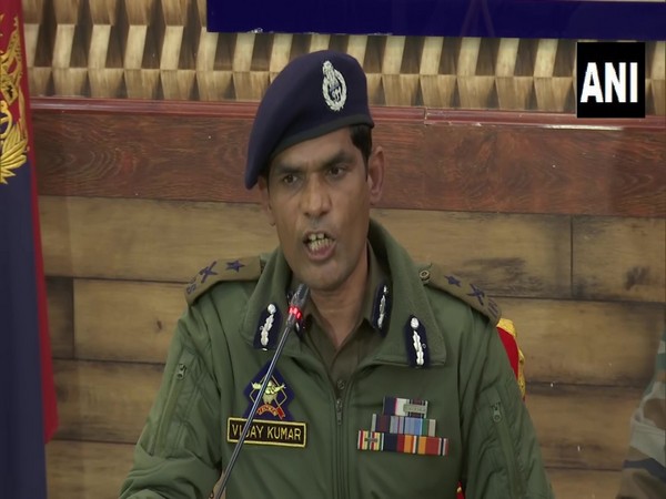 IGP Kashmir  Vijay Kumar while addressing a press conference in Srinagar. (Photo/ANI)