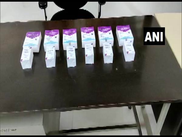 Three persons were arrested in Kanpur on Thursday with 265 vials of Remdesivir injections. [Photo/ANI]