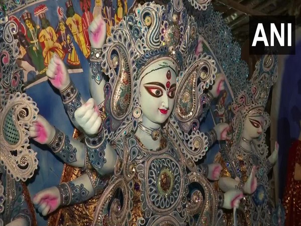 Goddess Durga idol prepared in UP's Gorakhpur. (Photo/ANI)