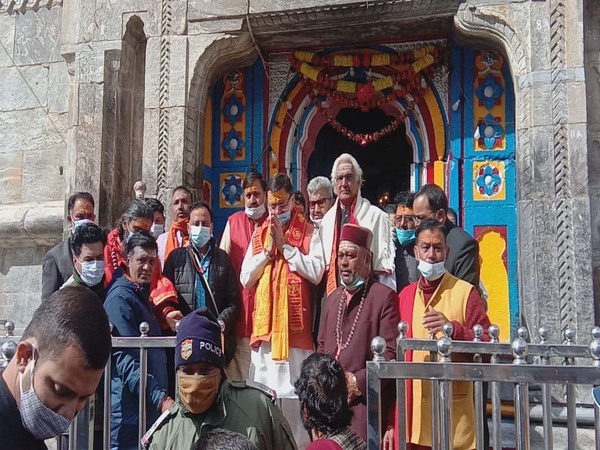 Uttarakhand CM Pushkar Singh Dhami visits Kedarnath Temple