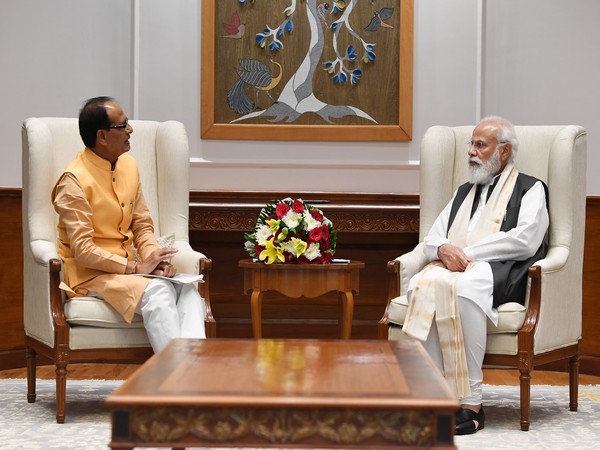 Madhya Pradesh CM Shivraj Singh Chouhan with PM Modi in Delhi (Image courtesy: PMO)