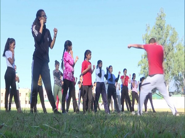 Self-defence training for girl students by Udhampur police (Photo/ANI)