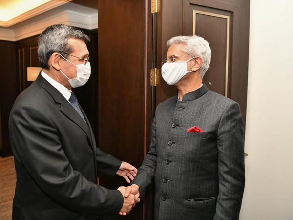 External Affairs Minister S Jaishankar and Turkmenistan Foreign Minister Rashid Meredov. (Photo Courtesy: Twitter/DrSJaishankar)