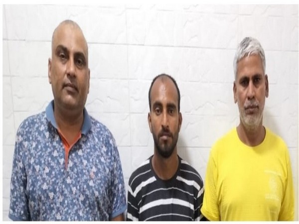 Three accused arrested by Economic Offences Wing, Delhi Police (Photo:Twitter/Economic Offences Wing,Delhi)