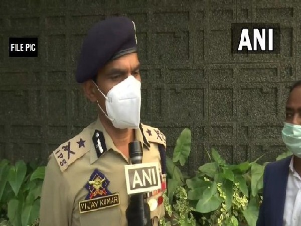 IGP Kashmir Vijay Kumar (Photo:Twitter/ANI)