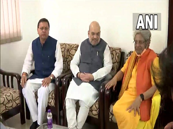 Uttarakhand Chief Minister Pushkar Singh Dhami, Union Home Minister Amit Shah, Pranav Pandya, head of Shantikunj Ashram, in Haridwar (Lto R) (Photo/ANI)