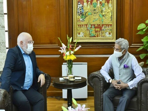EAM Dr S Jaishankar meets EVP Frans Timmermans (Photo:Twitter/Dr S Jaishankar)