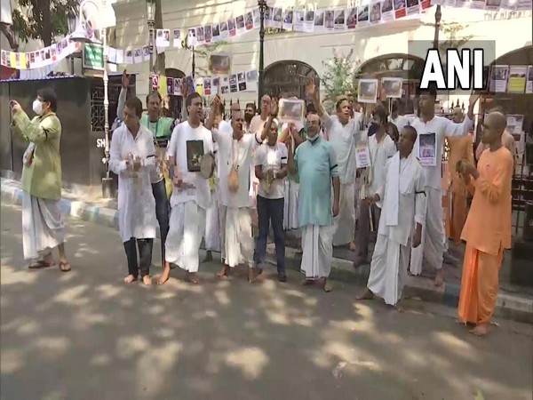 ISKCON devotees protesting in Kolkata. (Photos/ANI)