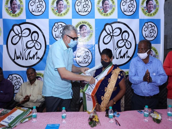 Around 200 people join TMC in Goa (Photo: Twitter/AITC Goa)