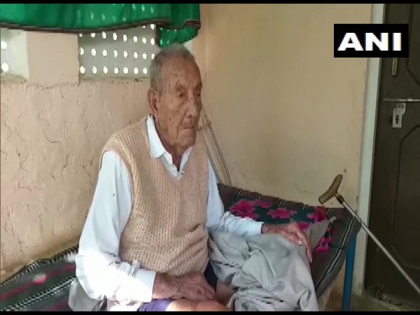 Sepoy (Retired) Balwant Singh, who lost his leg during World War 2. (Photo/ANI)