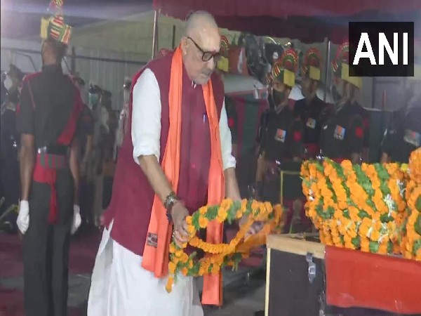 Patna: Giriraj Singh, others pay tribute to Army Officer who died in blast in J-K's Naushera sector (Photo/ANI)