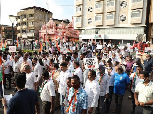 Congress workers protesting in Goa (Photo/Twitter)