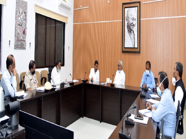 Bihar Chief Minister Nitish Kumar chairing meeting (Photo/Twitter)