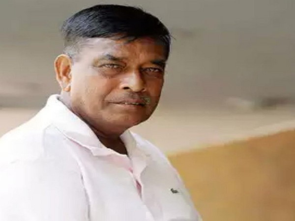 Tarak Sinha (Photo/ Anjum Chopra Twitter)