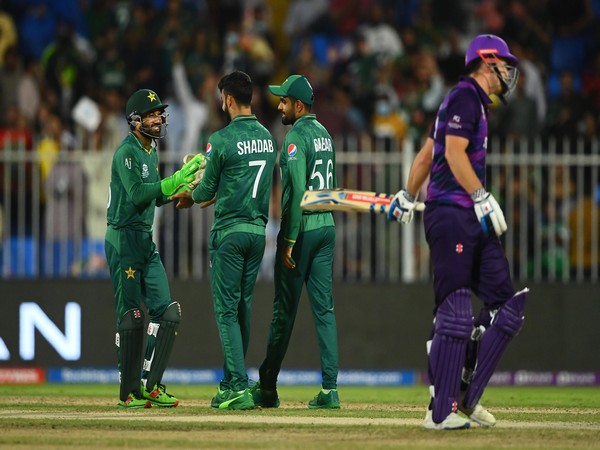 Pakistan players celebrating after taking wicket against Scotland (Photo: Twitter/T20 World Cup)