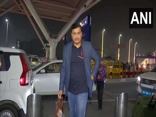 NCB DDG Gyaneshwar Singh at Delhi airport (Photo/ANI)