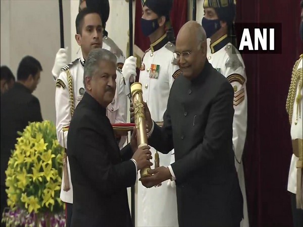 Mahindra Group Chairman Anand Mahindra being awarded Padma Bhushan by President Ram Nath Kovind at Rashtrapati Bhavan in Delhi on Monday. (Photo/ANI) 