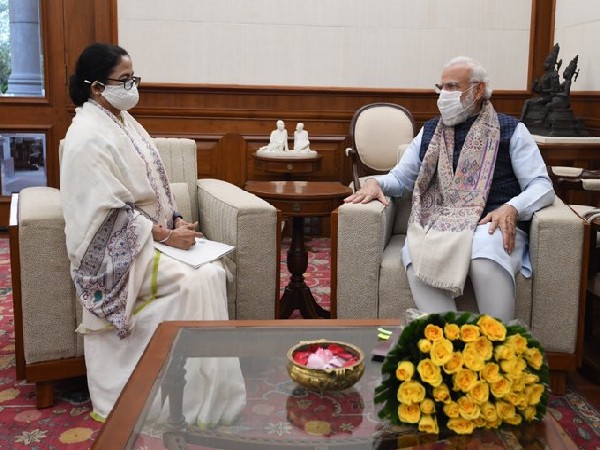 West Bengal Chief Minister Mamata Banerjee and Prime Minister Narendra Modi (Photo/ANI)