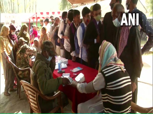 Indian Army's Mendher Gunners organised a free medical cum vaccination camp in Pooch district. (Photo/ANI)