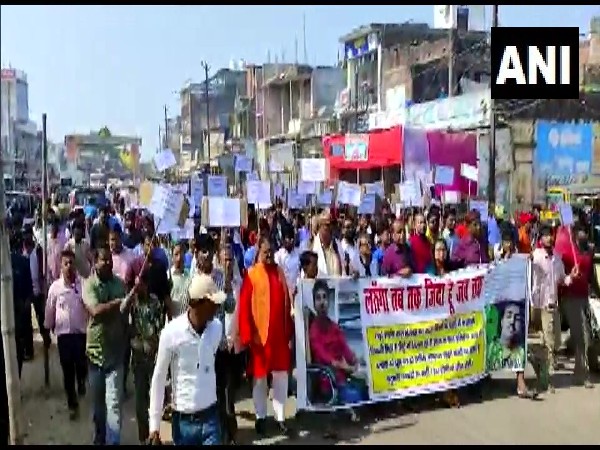 Villagers protesting Avinash Jha's death (Photo/ANI)