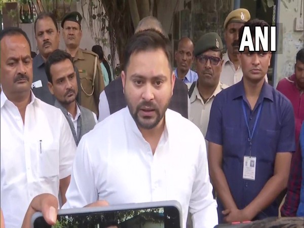 Tejashwi Yadav talks to Reportes in Patna (Photo/ANI)