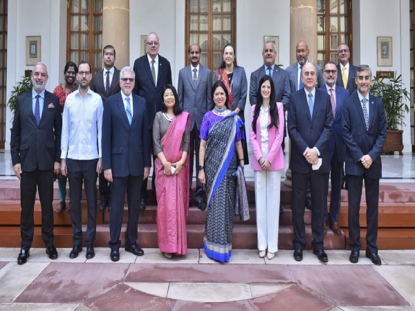 Meenakashi Lekhi hosts Ambassadors of Latin America and Caribbean region (Photo credit- Meenakashi Lekhi- Twitter)