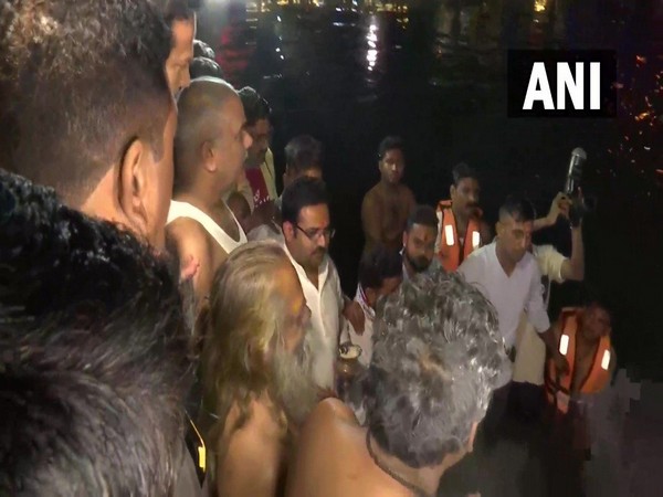 CM Baghel takes holy dip at Mahadev Ghat in Raipur