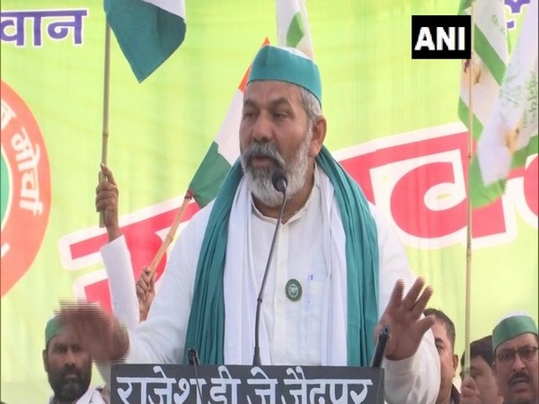 BKU leader Rakesh Tikait at Kisan Mahapanchayat in Lucknow (Photo/ANI)