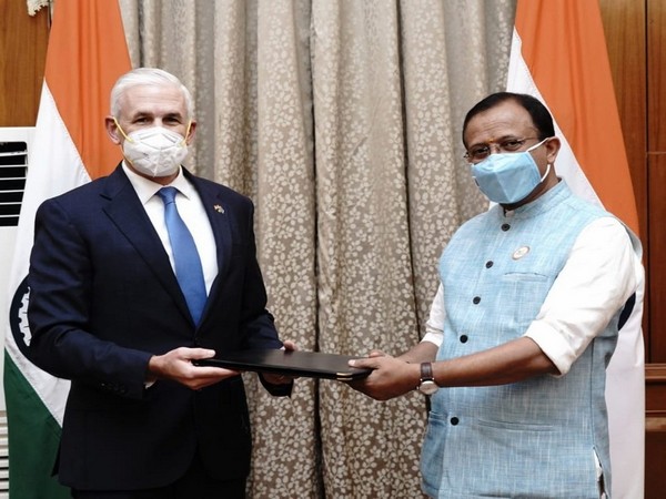 MoS Muraleedharan received credentials from UN Resident Coordinator