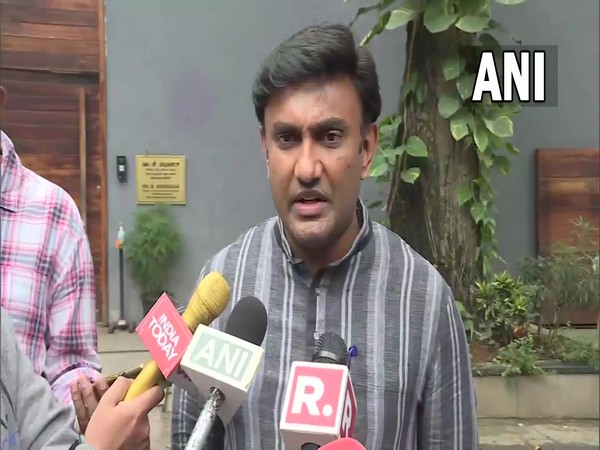 Karnataka Health Minister Dr K Sudhakar speaking to media in Bengaluru. (Photo/ANI)