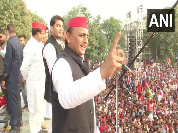 Samajwadi Party chief Akhilesh Yadav (Photo:Twitter/ANI UP)