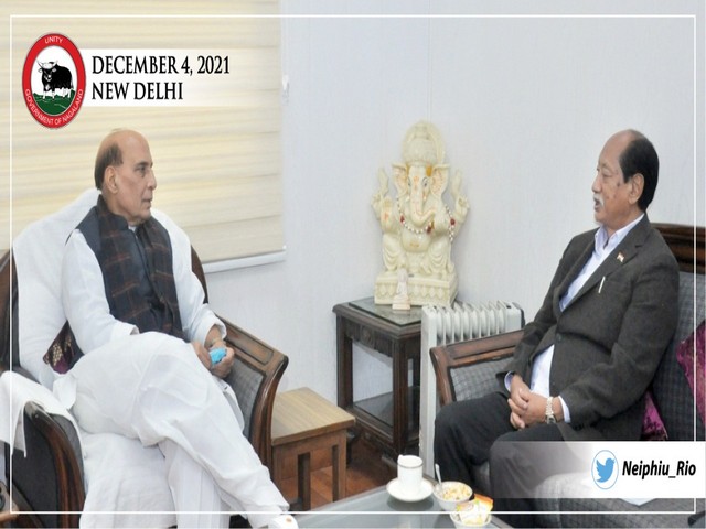 Nagaland CM Neiphiu Rio meeting Defence Minister Rajnath Singh. (Photo.Twitter))