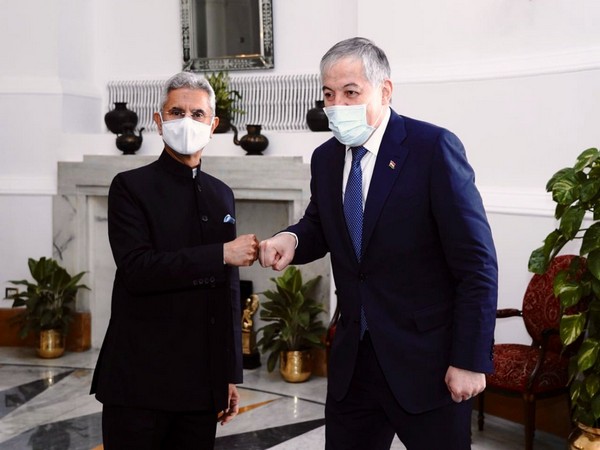 Jaishankar welcomes Tajikistan foreign minister Sirojiddin Muhriddin (Photo Credit: Twitter)