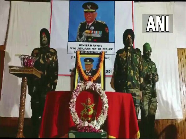 Chinar Corps pays tribute to CDS Bipin Rawat at Baramulla (Photo/ANI)