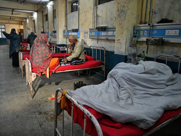 Rajan Babu Hospital (Photo: Twitter/Atishi)