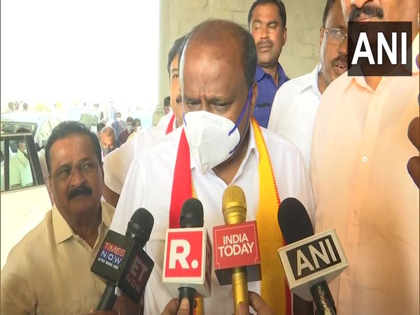 Former Karnataka Chief Minister HD Kumaraswamy (Photo:ANI)