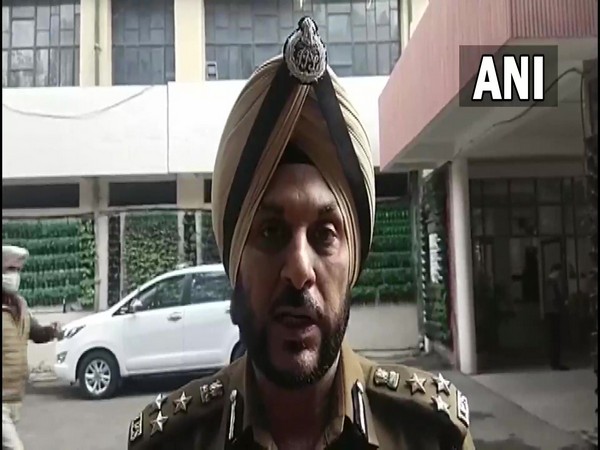 Ludhiana Commissioner of Police Gurpreet Singh Bhullar talks about District Court Complex explosion (Photo/ANI)