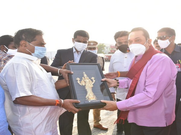 Mahinda Rajapaksa leaves for Sri Lanka after seeking blessings at Tirumala Tirupati Devasthanams (Photo Credit: Twitter)