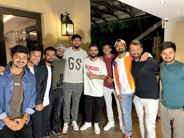 India Test team in Johannesburg (Photo/Virat Kohli-Twitter)