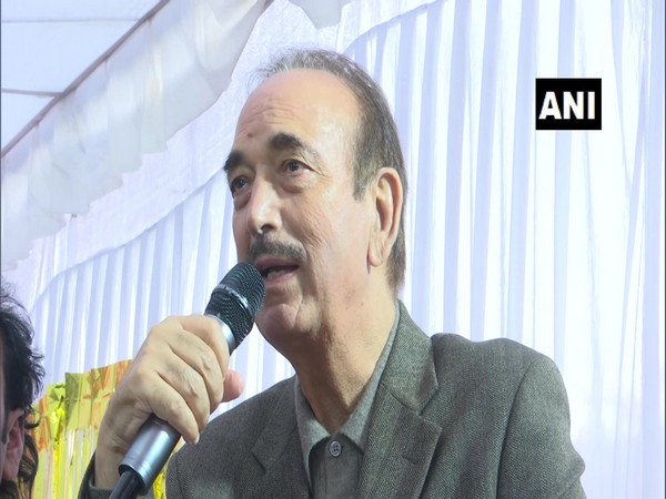 Senior Congress leader Ghulam Nabi Azad (Photo/ANI)