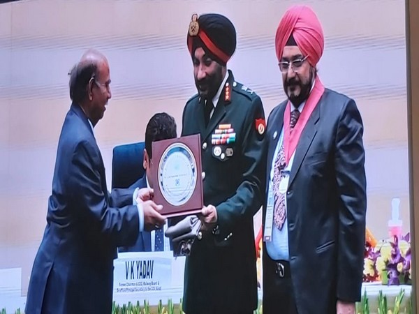 Indian Army's Engineer-in-Chief Lieutenant General Harpal Singh was conferred with the 'Eminent Engineering Personality Award' in New Delhi. (Photo/ANI)