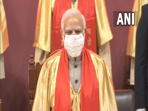 Prime Minister Narendra Modi  addressing 54th convocation ceremony of IIT Kanpur (Photo/ANI)