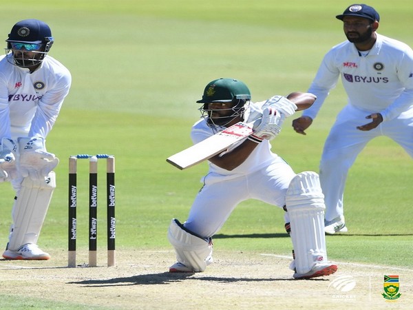 South Africa need 283 runs to win the first Test