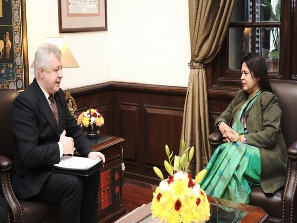 MoS Meenakashi Lekhi meets Ambassador of the Republic of Belarus to India